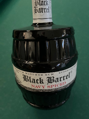 Photo of the rum Black Barrel Navy Spiced Rum taken from user BTHHo 🥃