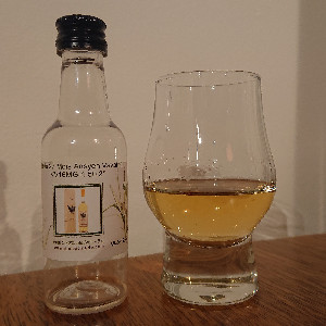 Photo of the rum Clairin Ansyen Vaval (Mount Gay Cask) taken from user Rum man