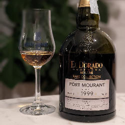 Photo of the rum El Dorado Rare Collection PM taken from user lukasdrinkinghabits