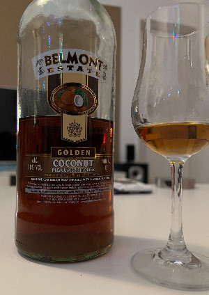 Photo of the rum Belmont Estate Gold Coconut Rum taken from user Andi