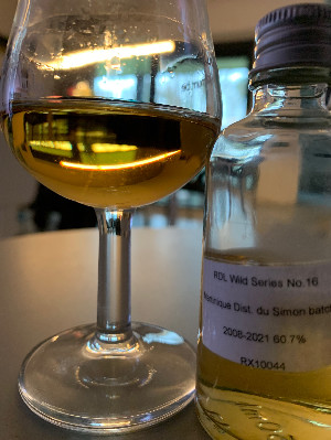 Photo of the rum Wild Series Rum Martinique No. 16 MSRA taken from user Tom Buteneers