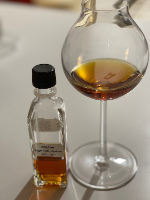 Photo of the rum Hors d’âge Agricole taken from user Thunderbird