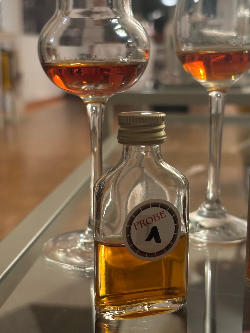 Photo of the rum Hors d’âge Agricole taken from user Tschusikowsky