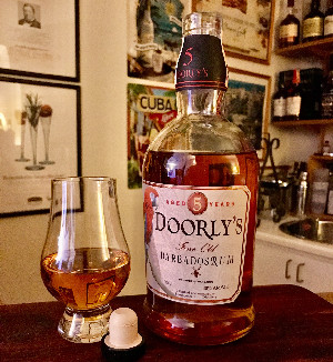 Photo of the rum Doorly’s 5 Years taken from user Stefan Persson
