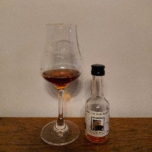 Photo of the rum Ron Zacapa Royal taken from user Maxence