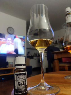 Photo of the rum Single Cask Salon du Rhum HLCF taken from user crazyforgoodbooze