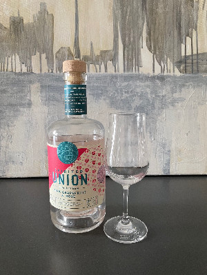 Photo of the rum Pink Grapefruit & Rose taken from user Adrian Wahl