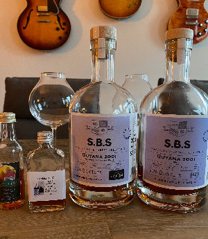 Photo of the rum S.B.S Selected and bottled for Milhade SWR taken from user Dom M