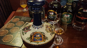 Photo of the rum „Nelson‘s Blood“ Yachting Ceramic Decanter taken from user Martin Švojgr