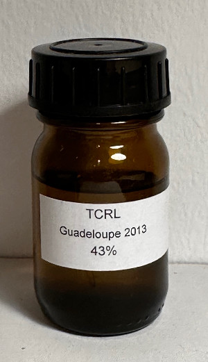 Photo of the rum Guadeloupe #16 taken from user Johannes