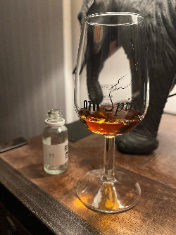 Photo of the rum  taken from user Manuel 