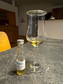 Photo of the rum  taken from user Jarek