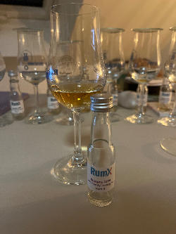 Photo of the rum  taken from user Serge