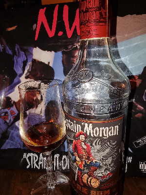 Photo of the rum Captain Morgan Dark Rum taken from user BjörnNi 🥃