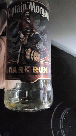 Photo of the rum Captain Morgan Dark Rum taken from user zabo