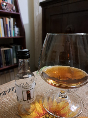 Photo of the rum Opthimus 25 Años Malt Whisky Finish (REPOSADO Y TERMINADO) taken from user Émile Shevek