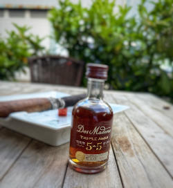 Photo of the rum Dos Maderas 5 Years + 5 Years PX taken from user DomM