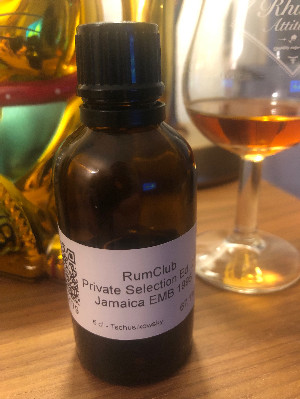 Photo of the rum Rumclub Private Selection Ed. 27 EMB taken from user Tschusikowsky