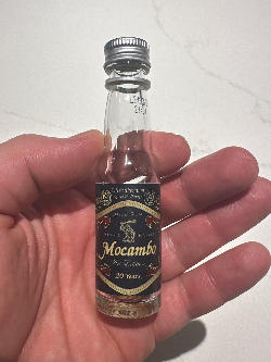 Photo of the rum Mocambo 20 Years Edición de Arte taken from user Filip Šikula