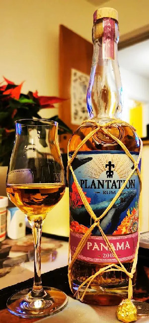 Photo of the rum Plantation One-Time Limited Edition taken from user Kevin Sorensen 🇩🇰