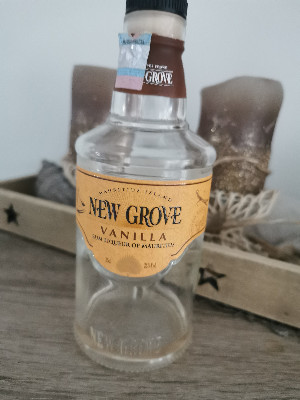 Photo of the rum New Grove Vanilla Liqueur taken from user Beach-and-Rum 🏖️🌴