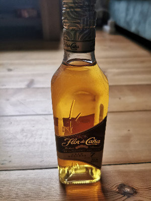 Photo of the rum Flor de Caña 7 Años Gran Reserva taken from user Rumpalumpa