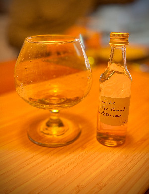 Photo of the rum 1986 taken from user Jakob