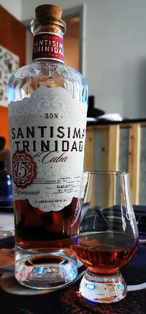 Photo of the rum Santisima Trinidad 15YO taken from user Kevin Sorensen 🇩🇰