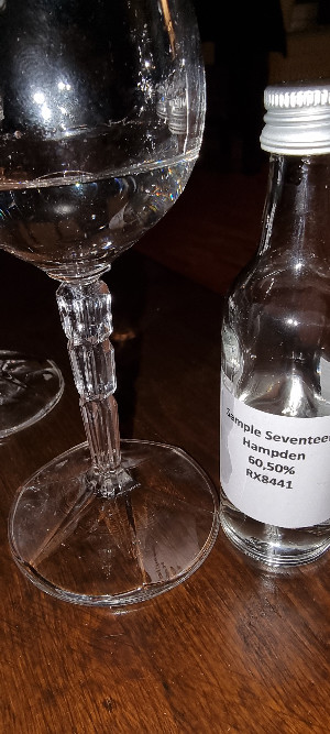 Photo of the rum Sample Seventeen taken from user BjörnNi 🥃