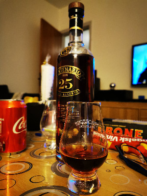 Photo of the rum Centenario Fundación 25 Años Gran Reserva taken from user Kevin Sorensen 🇩🇰
