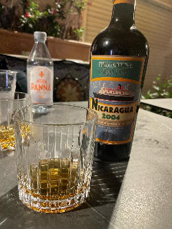 Photo of the rum Nicaragua taken from user antonino fedele