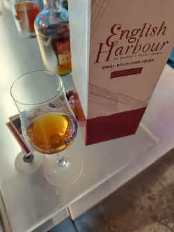 Photo of the rum English Harbour Oloroso Sherry Finish (Batch 2) taken from user Tim 