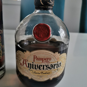 Photo of the rum Pampero Aniversario taken from user Beach-and-Rum 🏖️🌴