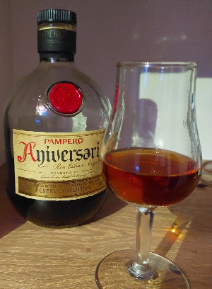Photo of the rum Pampero Aniversario taken from user w00tAN