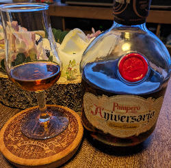 Photo of the rum Pampero Aniversario taken from user heckto🥃