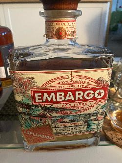 Photo of the rum Embargo Añejo Esplendido taken from user Tomáš Jankovský