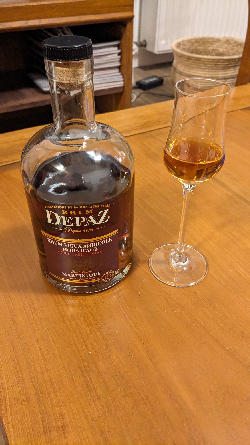 Photo of the rum Hors d’Âge Port Cask Finish taken from user passlemix