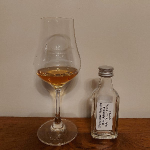 Photo of the rum Rum Artesanal Barbados Rum Rockley Style BBR taken from user Maxence