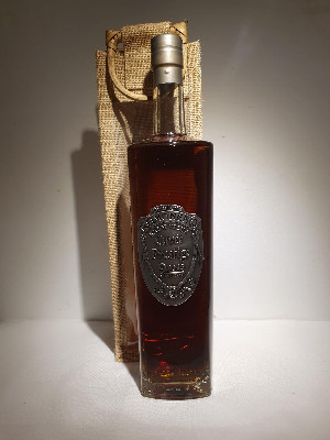 Photo of the rum Cuvée Prestige vieilli 9 ans taken from user Edo971