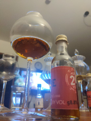 Photo of the rum Kill Devil (The Whisky Barrel) taken from user crazyforgoodbooze