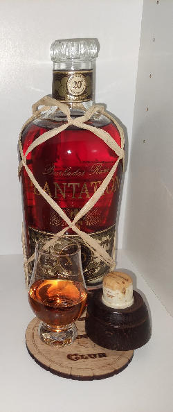 Photo of the rum Plantation Extra Old XO 20th Anniversary taken from user Martin Ekrt