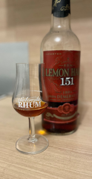 Photo of the rum Rhum Demerara Rum 151 Proof taken from user Rare Akuma