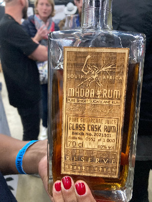 Photo of the rum Select Reserve Glass Cask Rum taken from user TheRhumhoe
