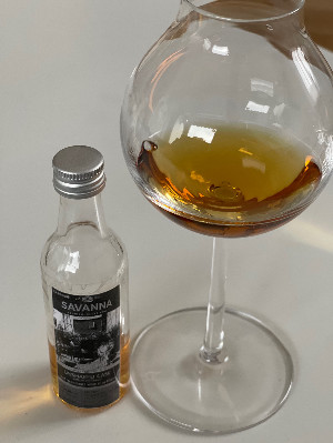 Photo of the rum Unshared Cask for France (LMDW) taken from user Thunderbird