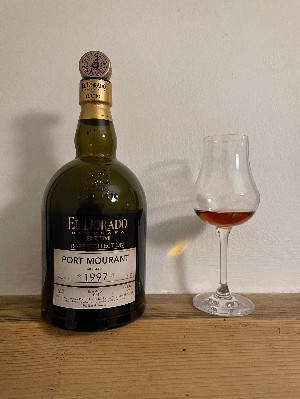 Photo of the rum El Dorado Rare Collection PM taken from user Clément Boetto🤤🇫🇷