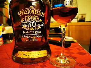 Photo of the rum 30 Years - 2018 Edition taken from user Kevin Sorensen 🇩🇰