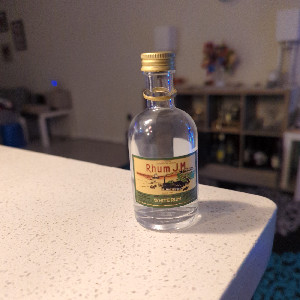 Photo of the rum Blanc taken from user Peter Bosel