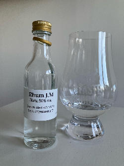 Photo of the rum Blanc taken from user TheTobias