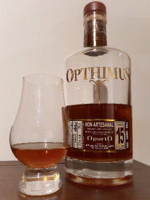 Photo of the rum Opthimus 15 Años OportO taken from user Werner10