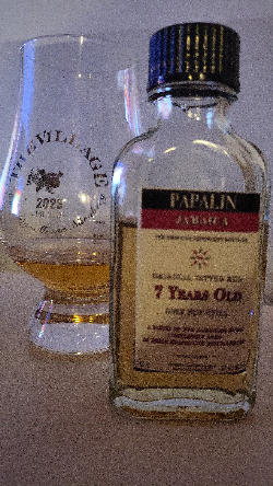 Photo of the rum Papalin Jamaica taken from user zabo